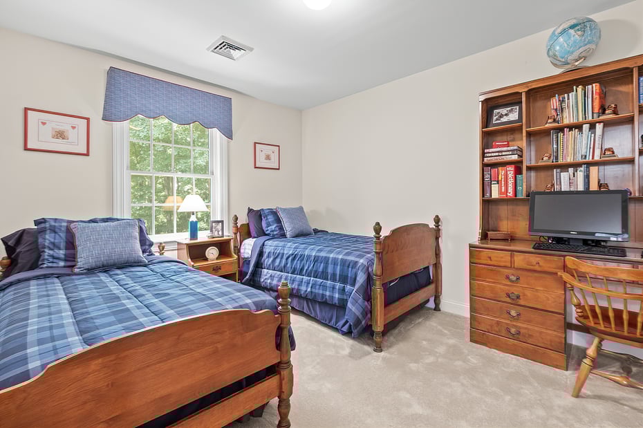 4 Saugatuck Ridge Road Photo 29