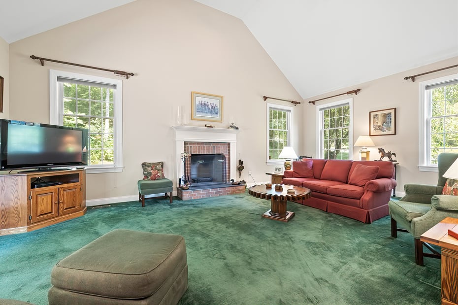 4 Saugatuck Ridge Road Photo 16