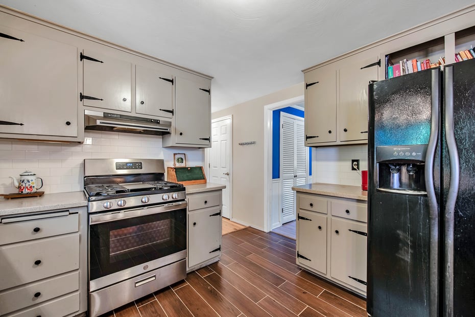 51 Fernwood Drive Photo 7