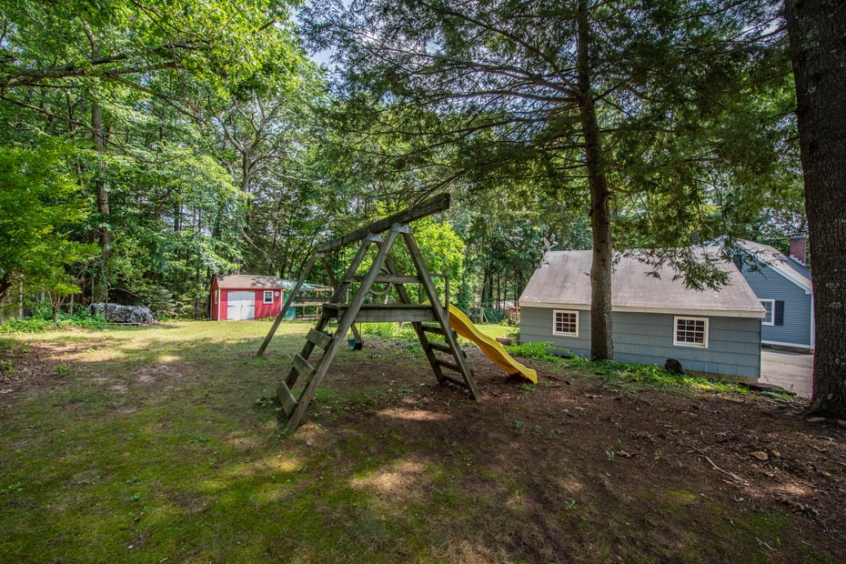 51 Fernwood Drive Photo 24