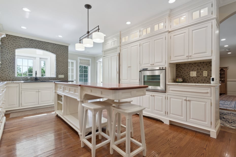 16 Montauk Avenue Photo 10