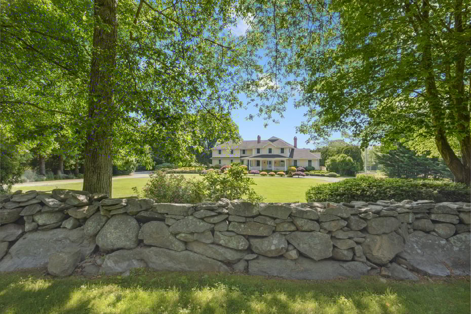 16 Montauk Avenue Photo 11