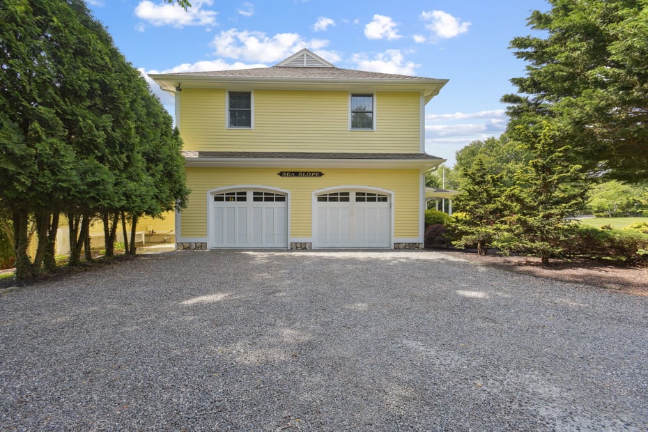 16 Montauk Avenue Photo 37