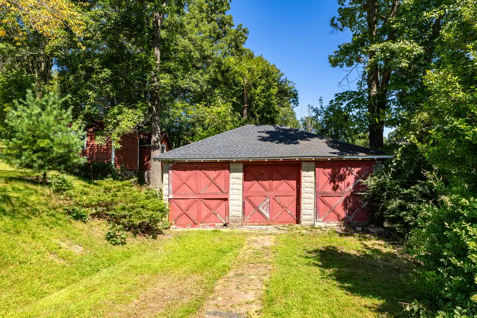 366 Litchfield Road Photo 27