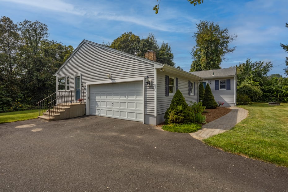 12 Macalpine Way Photo 3