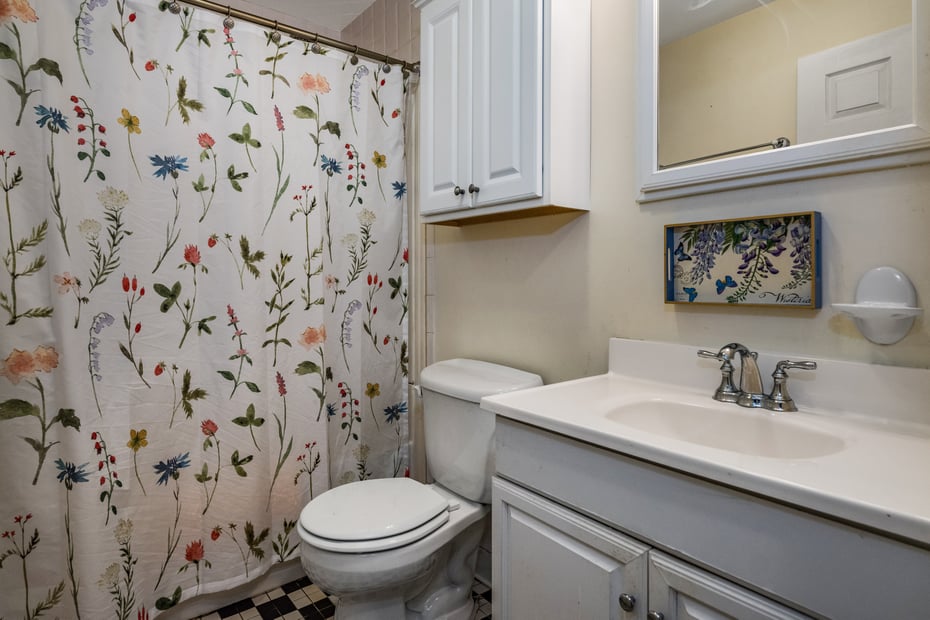 12 Park Drive Photo 18