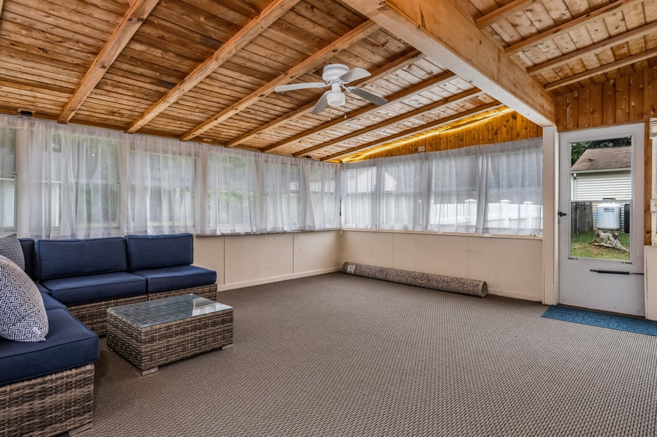 12 Park Drive Photo 23