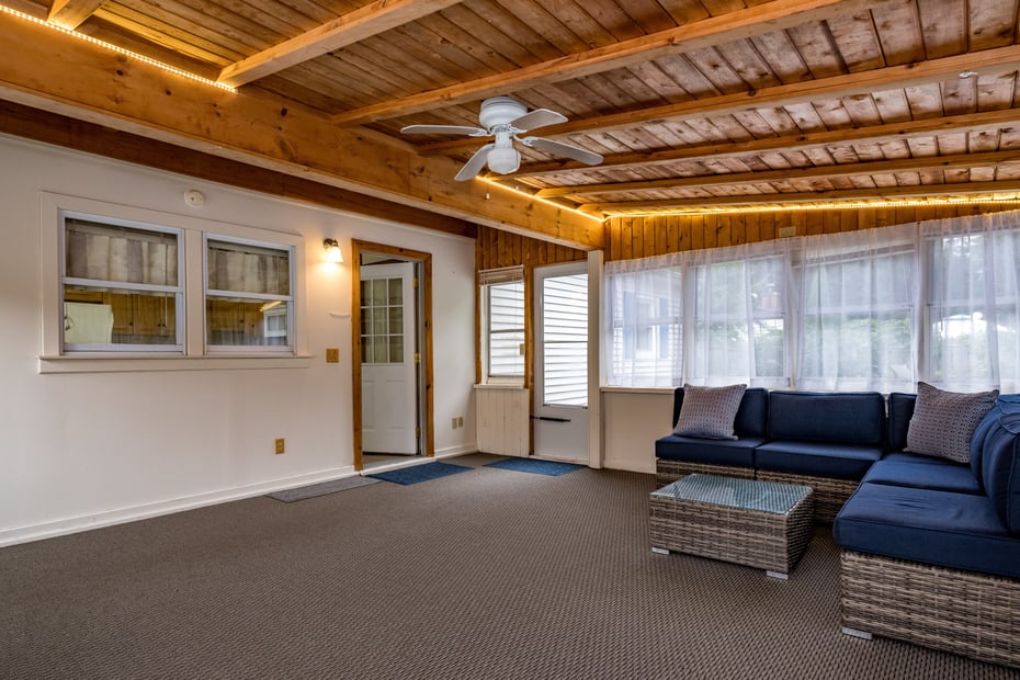 12 Park Drive Photo 21