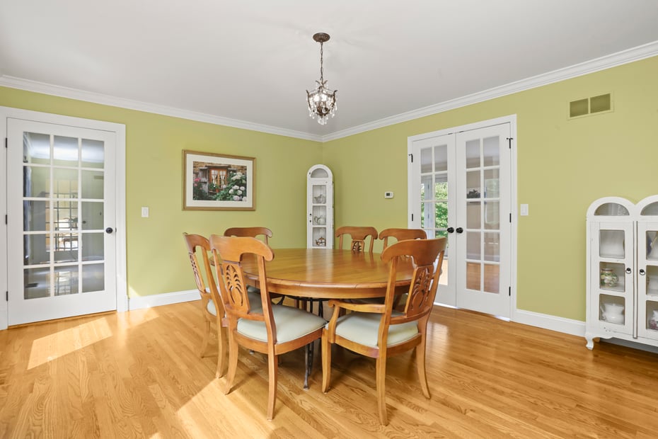 580 Ridgebury Road Photo 15