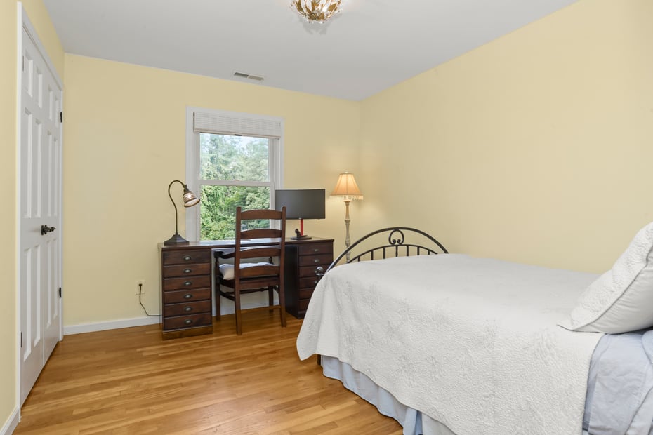 580 Ridgebury Road Photo 24