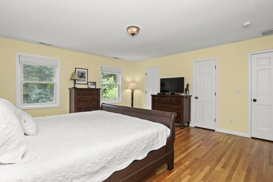 580 Ridgebury Road Photo 21