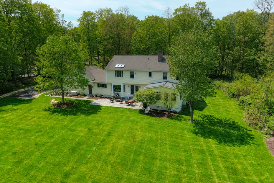 580 Ridgebury Road Photo 35