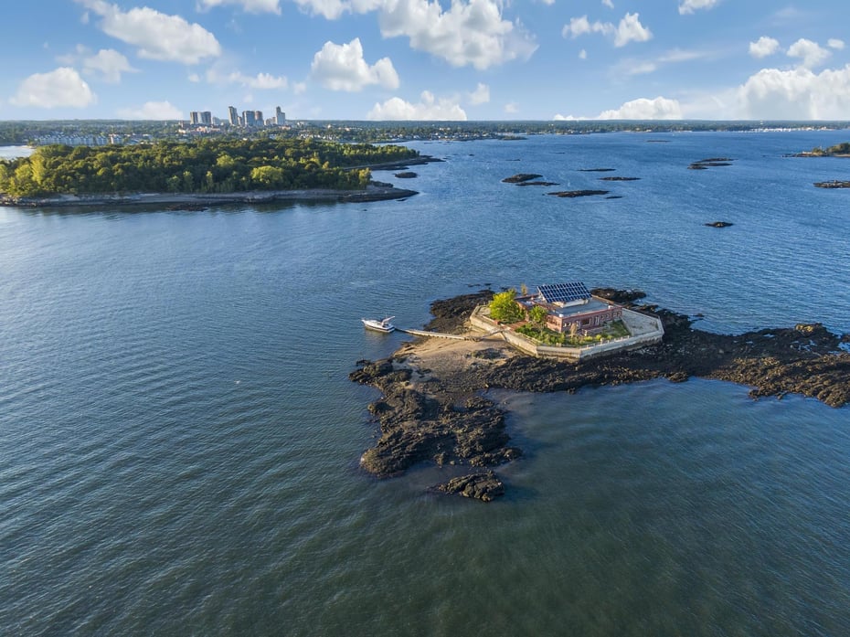 1 Columbia Island Photo 11