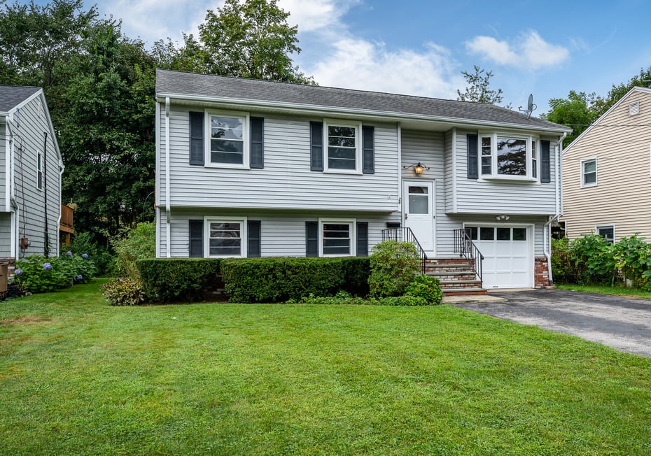 26 Hilltop Avenue Photo 1