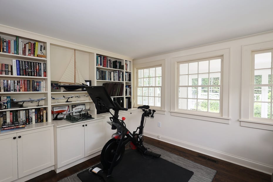 11 Shadow Lane Photo 19