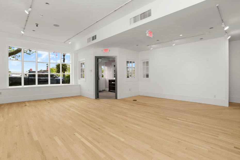 21 South Avenue Photo 6