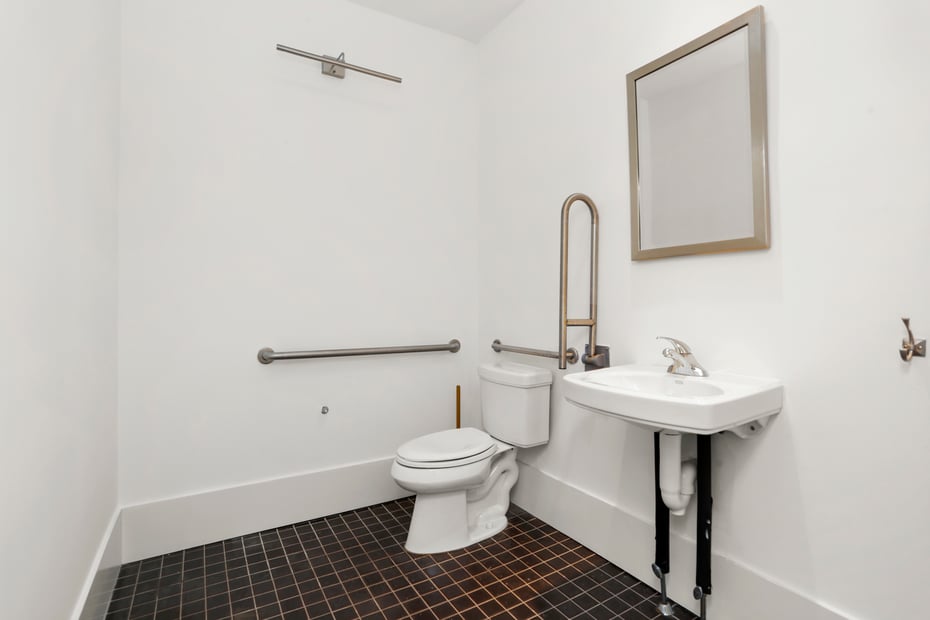 21 South Avenue Photo 14