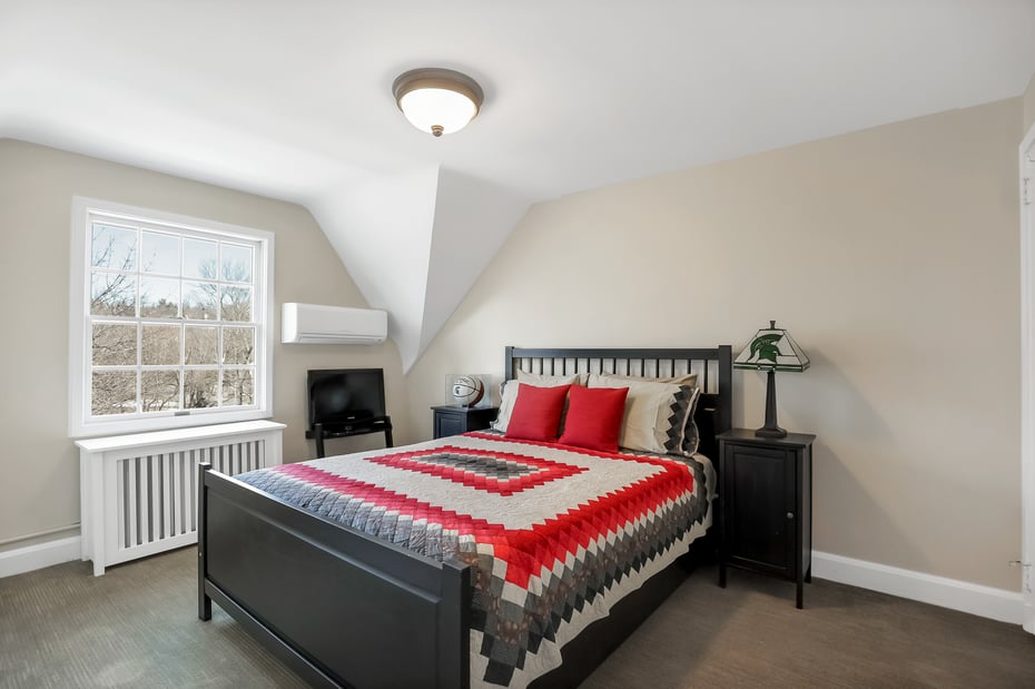 101 Kensington Road Photo 24