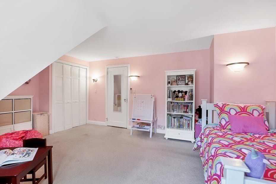 101 Kensington Road Photo 22
