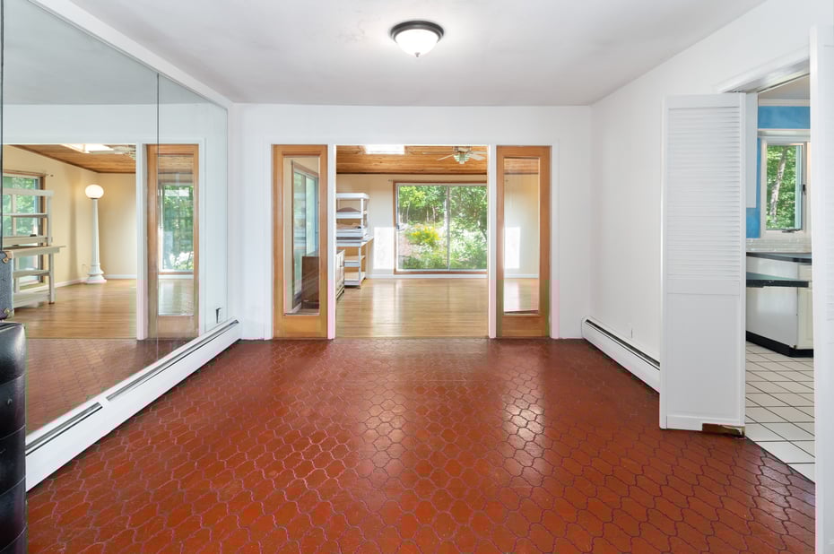 24 Twin Hills Road Photo 16