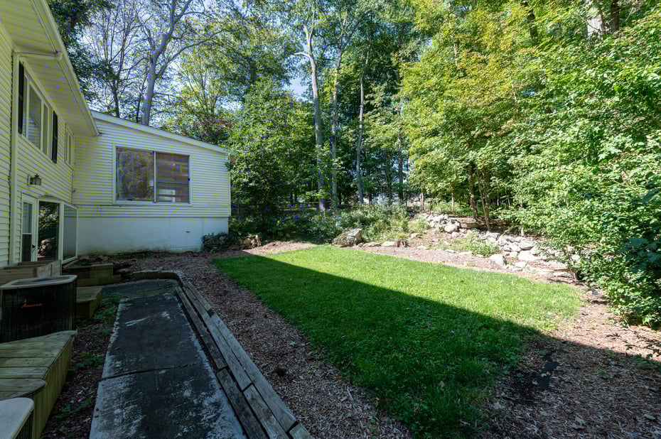 24 Twin Hills Road Photo 38