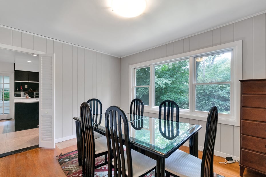 330 Wilmot Road Photo 13