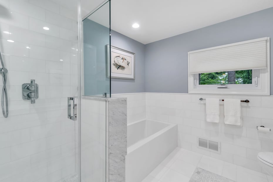 330 Wilmot Road Photo 23