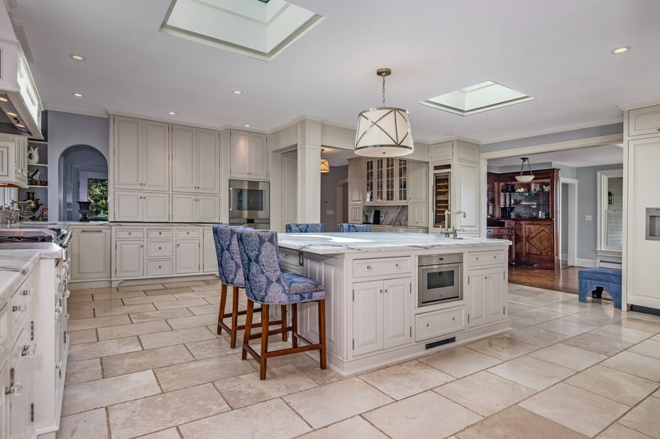 93 Linden Avenue Photo 8
