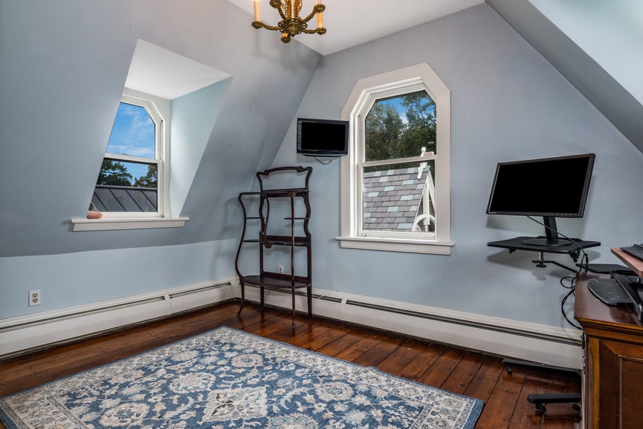 93 Linden Avenue Photo 31