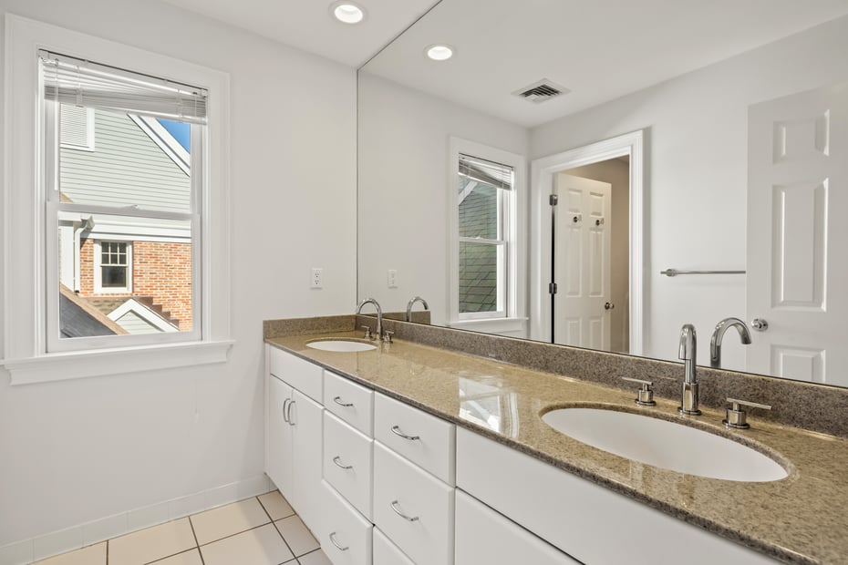 95 Forest Street Photo 14