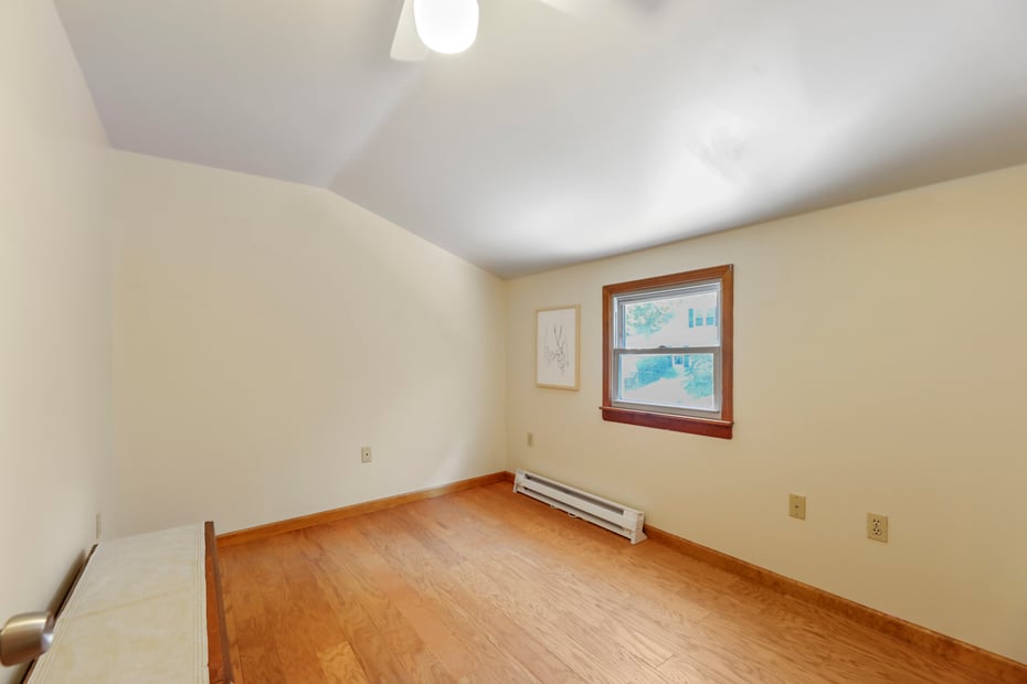 328 Benedict Rd Photo 29