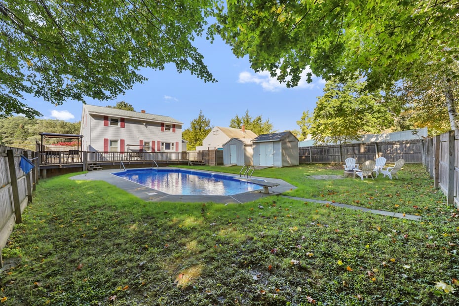 328 Benedict Rd Photo 45