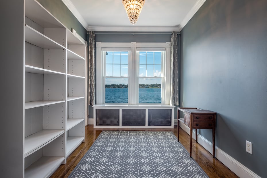 10 Circle Avenue Photo 34