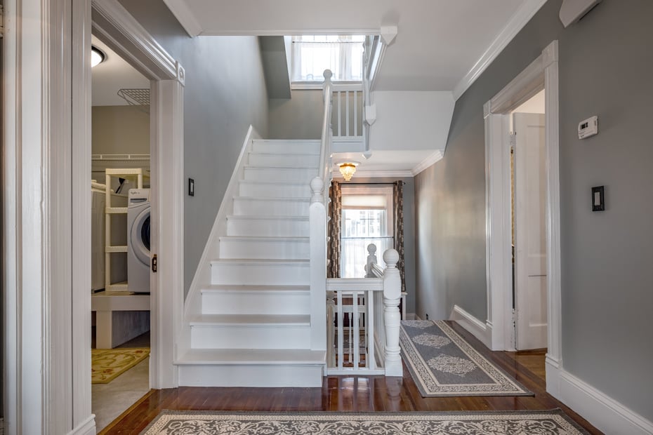 10 Circle Avenue Photo 36