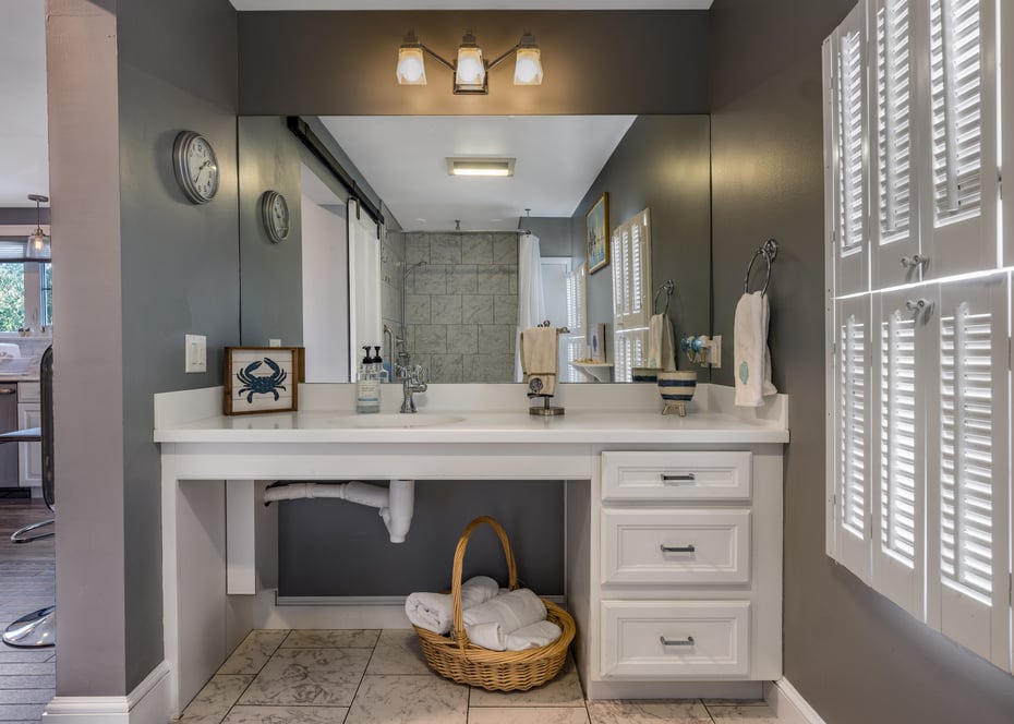 10 Circle Avenue Photo 20