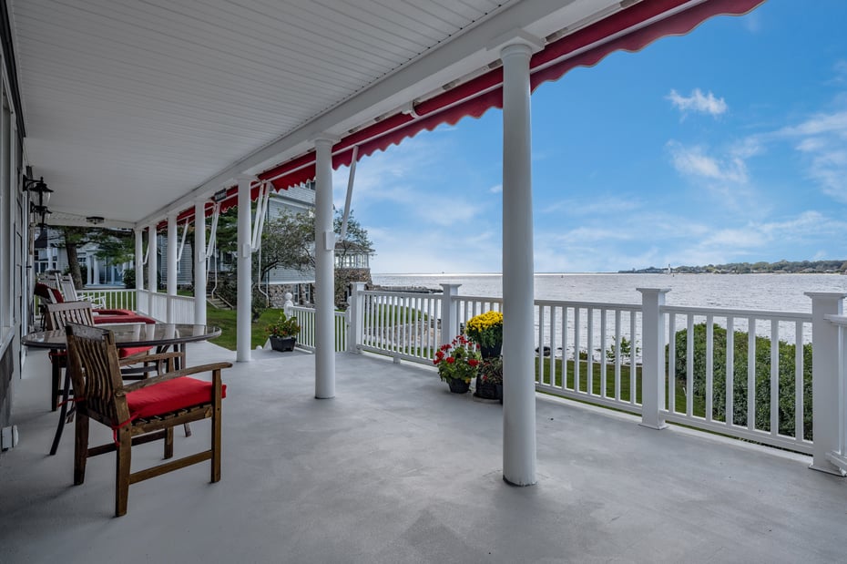 10 Circle Avenue Photo 40
