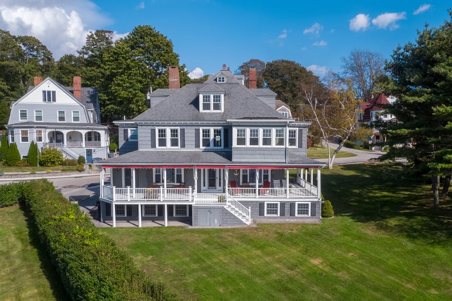 10 Circle Avenue Photo 5