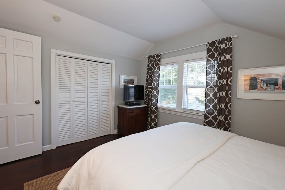 11 Danbury Avenue Photo 23