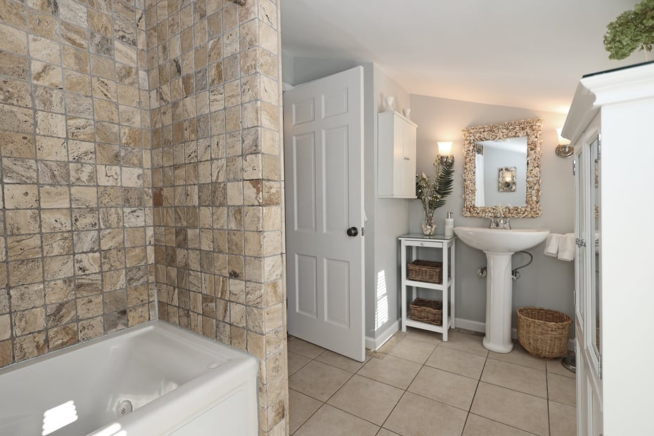 11 Danbury Avenue Photo 24