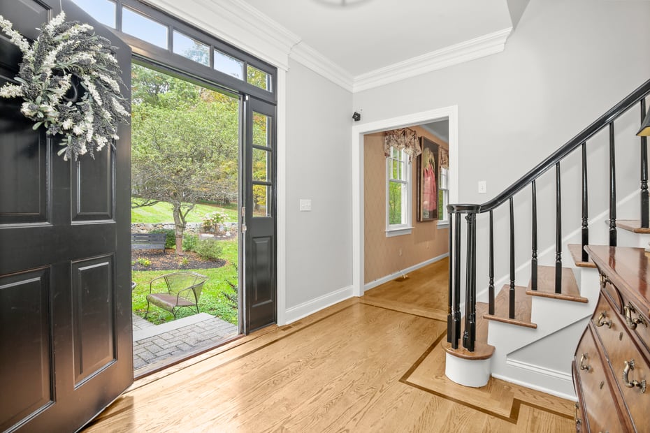 137 Indian Cave Road Photo 4