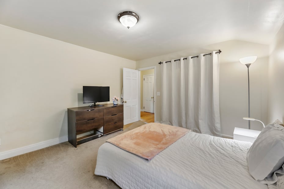 88 Taylor St Photo 19