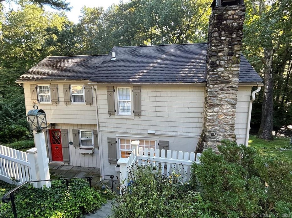 274 Mill Road Photo 1