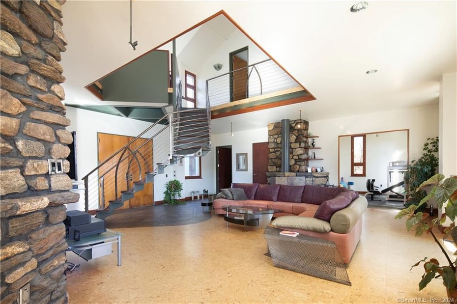 27 Ridge Road Photo 12