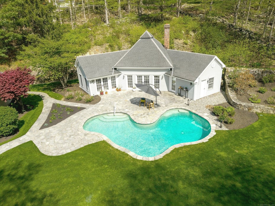 7 Messex Lane Photo 34