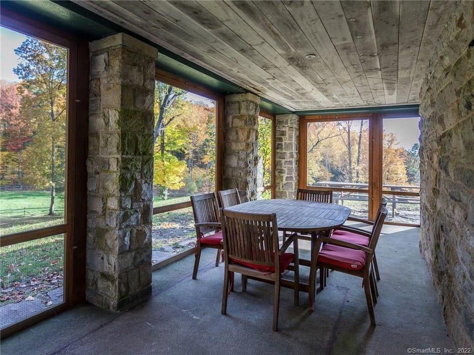 295 Stub Hollow Road Photo 30