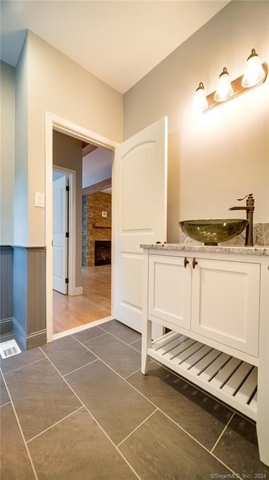 13 Cranberry Meadow Lane Photo 29