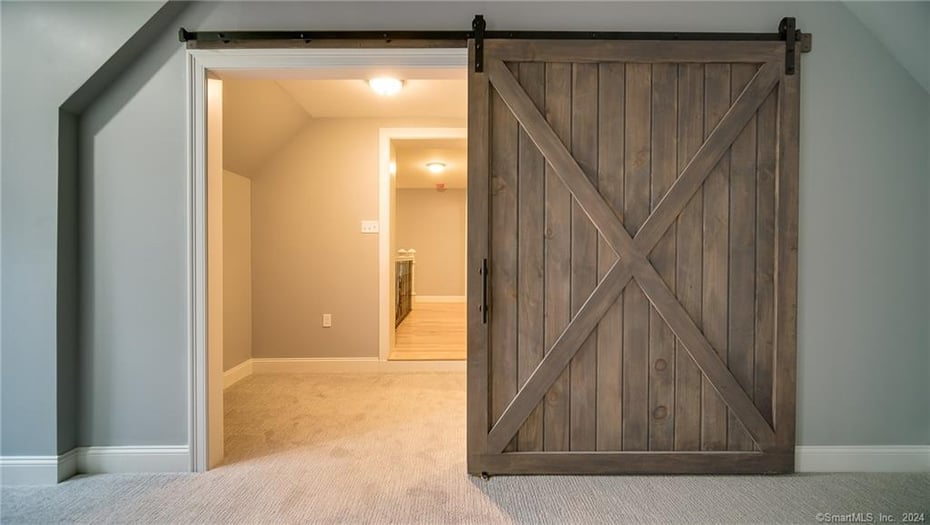 13 Cranberry Meadow Lane Photo 32