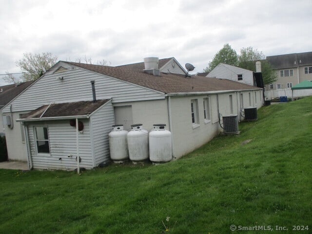 2742 State Street Photo 7