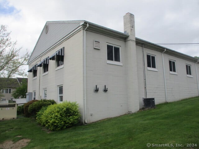 2742 State Street Photo 22