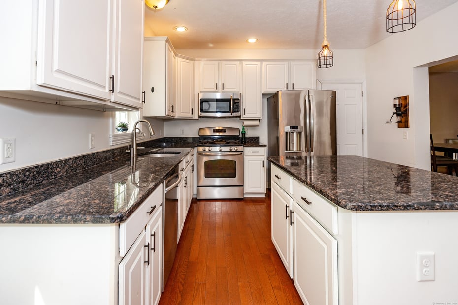 127 Massapeag Road Photo 14